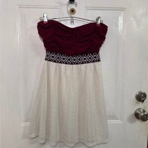 Strapless Burgundy and Cream Dress- 🌺Stunning LunaChix Tube Dress -Size M